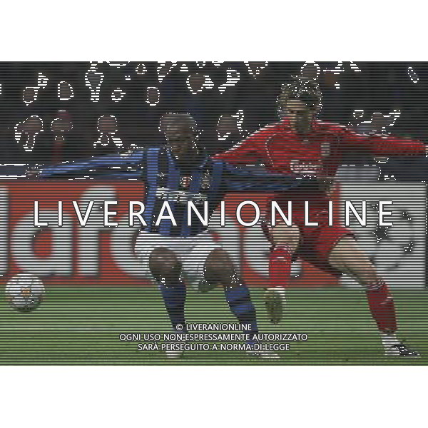 Milano 11-03-2008 champions league 2007/08 inter-liverpool 0:1 nella foto rivas lopez e fernando torres ph marco luzzani/ag aldo liverani s.a.s.