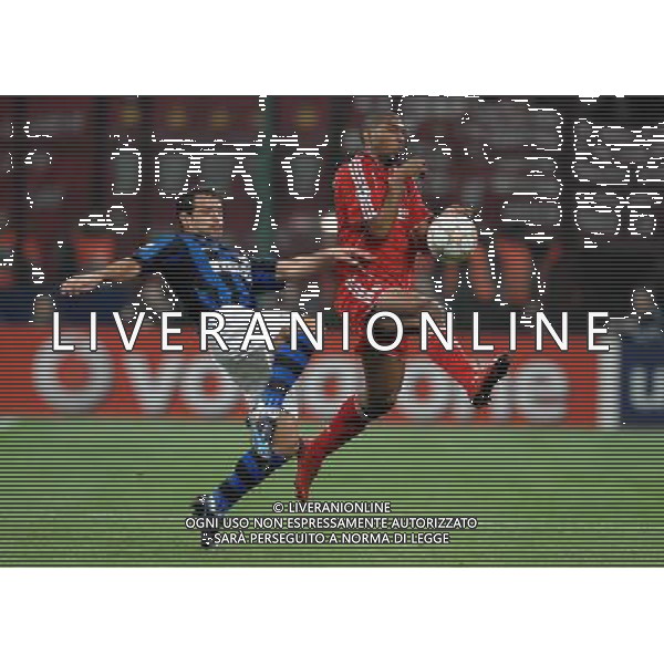 Champions League 2007/2008 Ottavi di Finale Ritorno Milano - 11.03.2008 Inter-Liverpool Nella Foto:STANKOVIC DEJAN-BABEL RYAN /Ph.Vitez-Ag. Aldo Liverani