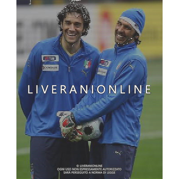 Milano 24/03/2008 Raduno della nazionale italiana di calcio Nella foto Gianluigi Buffon e Luca Toni Foto Luca Ghidoni/Aldo Liverani