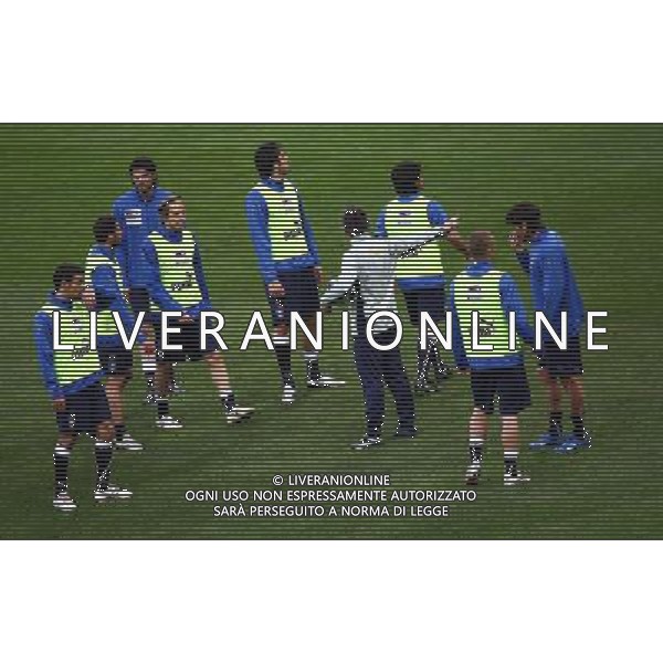 Foto Aldo Liverani/Luca Ghidoni Milano 24/03/2008 Raduno della nazionale italiana di calcio Nella foto Roberto Donadoni conduce l\'allenameno nello stadio Meazza AG ALDO LIVERANI