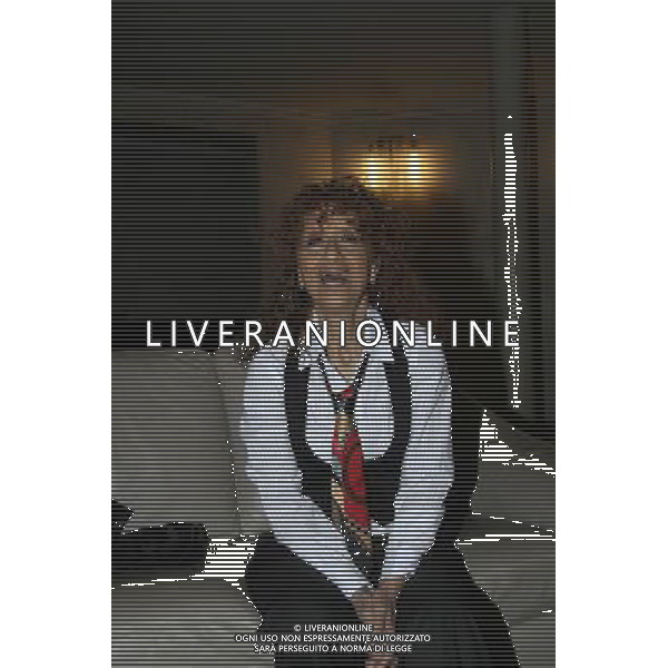 ANNA MAZZAMAURO MILANO 25-03-08 TEATRO SAN BABILA ANNA MAZZAMAURO IN \'SIGNORINA SILVANI....SIGNORA PREGO!\' FOTO ANTONIO SORANO/AG ALDO LIVERANI SAS