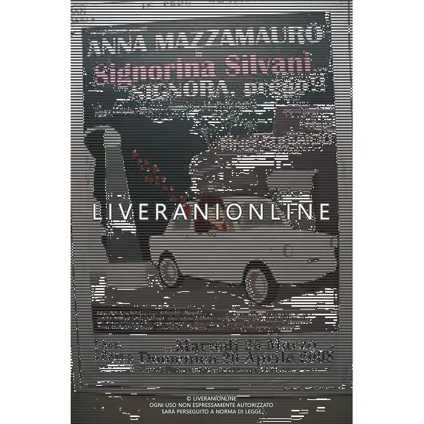 ANNA MAZZAMAURO MILANO 25-03-08 TEATRO SAN BABILA ANNA MAZZAMAURO IN \'SIGNORINA SILVANI....SIGNORA PREGO!\' FOTO ANTONIO SORANO/AG ALDO LIVERANI SAS