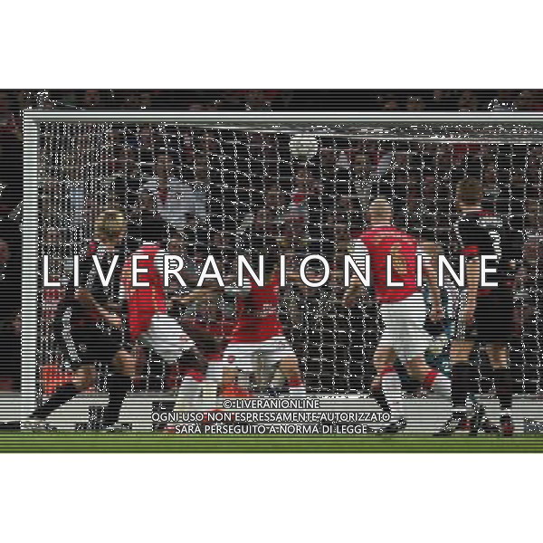 Emmanuel Adebayor of Arsenal scores his gol, 1-0, Arsenal v Liverpool, Quarter Final Champions League, First Leg, The Emirates Stadium, London, Date 02/04/2008, Picture by Ian Kington (IPS PHOTO AGENCY)/Ag. Aldo Liverani Sas - ONLY ITALY - EDITORIAL USE ONLY - 