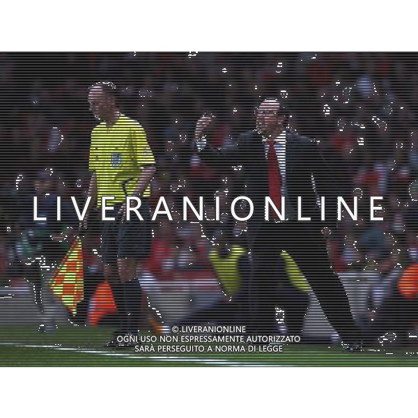 Rafael Benetiz during the match , 1-1 Arsenal v Liverpool, Quarter Final Champions League, First Leg, The Emirates Stadium, London, Date 02/04/2008, Picture by Ian Kington (IPS PHOTO AGENCY)/Ag. Aldo Liverani Sas - ONLY ITALY - EDITORIAL USE ONLY - 