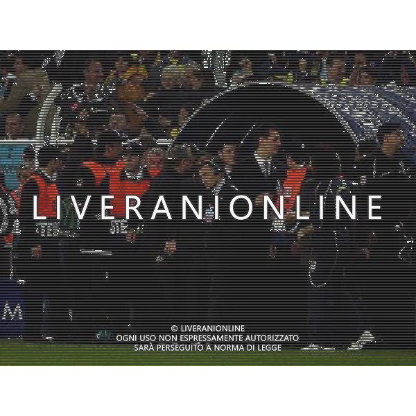Avram Grant , Chelsea\' manager goes straight into the tunnell imeediately after final whistle Fenerbahce v Chelsea -CHAMPIONS LEAGUE QUARTER-FINAL FIRST LEG at the Sukru Saracoglu stadium in Istanbul (Turkey) on 02/04/2008 Picture By Marcello Pozzetti©IPS - Photo Agency/Ag. Aldo Liverani sas - ONLY ITALY - EDITORIAL USE ONLY - 