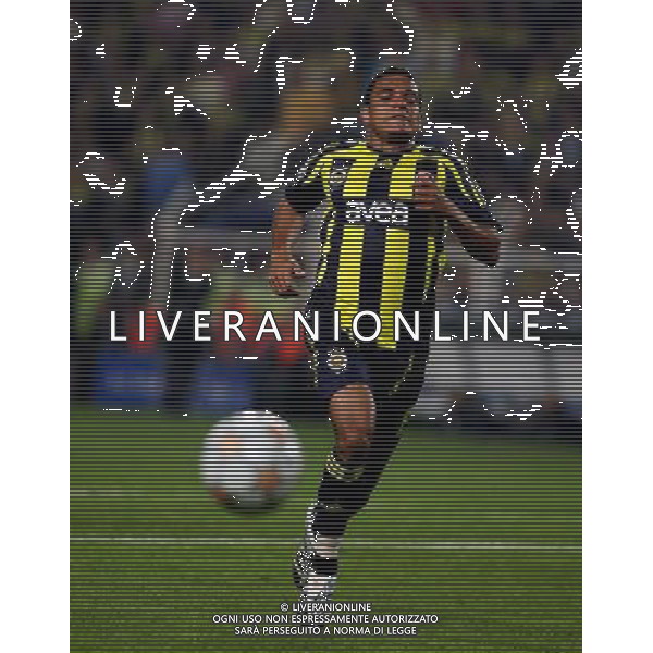 Wederson of Fenerbahce Fenerbahce v Chelsea -CHAMPIONS LEAGUE QUARTER-FINAL FIRST LEG at the Sukru Saracoglu stadium in Istanbul (Turkey) on 02/04/2008 Picture By Marcello Pozzetti©IPS - Photo Agency/Ag. Aldo Liverani sas - ONLY ITALY - EDITORIAL USE ONLY - 