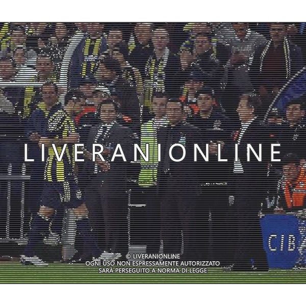 Zico, Manager of Fenerbahce. substitutes Mateja Kezman of Fenerbahce Fenerbahce v Chelsea -CHAMPIONS LEAGUE QUARTER-FINAL FIRST LEG at the Sukru Saracoglu stadium in Istanbul (Turkey) on 02/04/2008 Picture By Marcello Pozzetti©IPS - Photo Agency/Ag. Aldo Liverani sas - ONLY ITALY - EDITORIAL USE ONLY - 