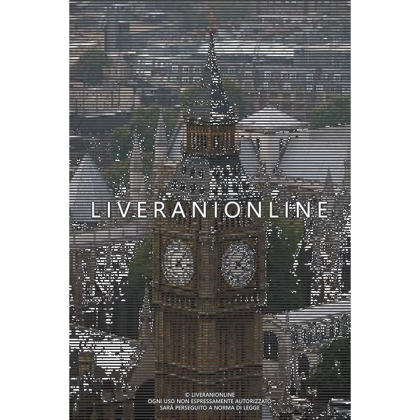 LONDRA NELLA FOTO BIG BEN AG ALDO LIVERANI IFC
