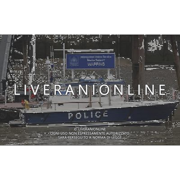 LONDRA-LA PARTE VECCHIA SUL FIUME TAMIGI AG ALDO LIVERANI