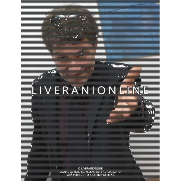 MILANO 8/3/2008 TEATRO CARCANO CORSO DI PORTA ROMANA CONFERENZA STAMPA PRESENTAZIONE DELLO SPETTACOLO TEATRALE: -TUTTA COLPA DI GARIBALDI- REGIA DI SERGIO FANTONI NELLA FOTO GIOELE DIX FOTO MARIO ROMANO/AG ALDO LIVERANI