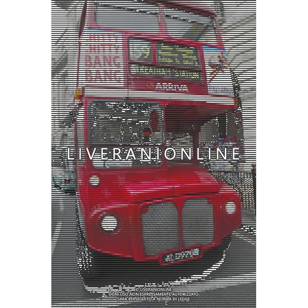 LONDRA NELLA FOTO UN BUS LONDINESE FOTO ALDO LIVERANI IFC
