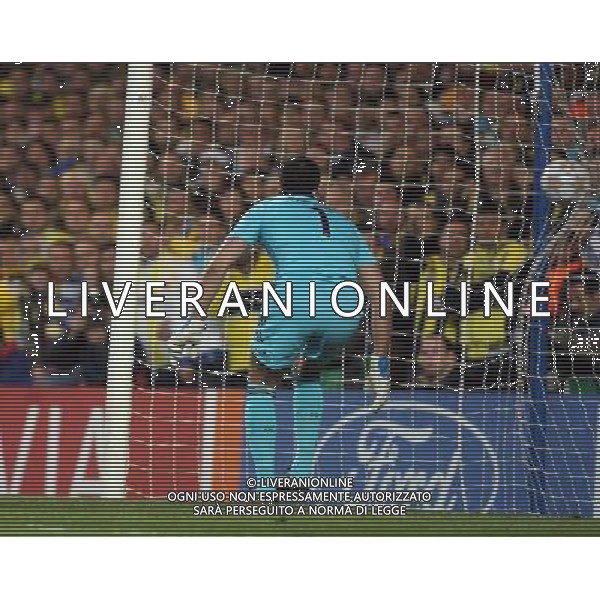 Michael Ballack of Chelsea heads in an early gol and celebrates in Chelsea vs Fenerbahce as Champions League QOF 2nd Leg at Stamford Bridge in London (UK) on 08/04/2008 Picture By Marcello Pozzetti©IPS - Photo Agency/Ag. Aldo Liverani Sas - ONLY ITALY - 