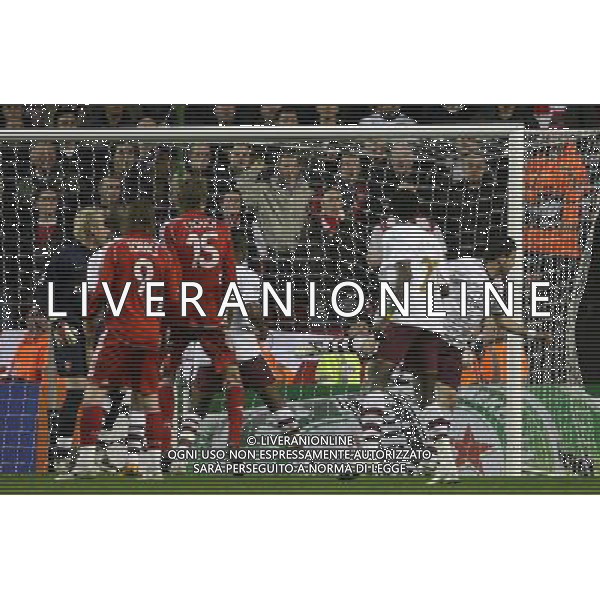 Players loo on as Cesc Fabregas of Arsenal fails to stop the header from Sami Hyypia of Liverpool crossing the line,Liverpool v Arsenal, UEFA Champions League, Quarter Final, L2, Anfield, Liverpool, Date 08/04/2008 Picture by Marc Atkins(IPS PHOTO AGENCY)/Ag. Aldo Liverani sas - ONLY ITALY -