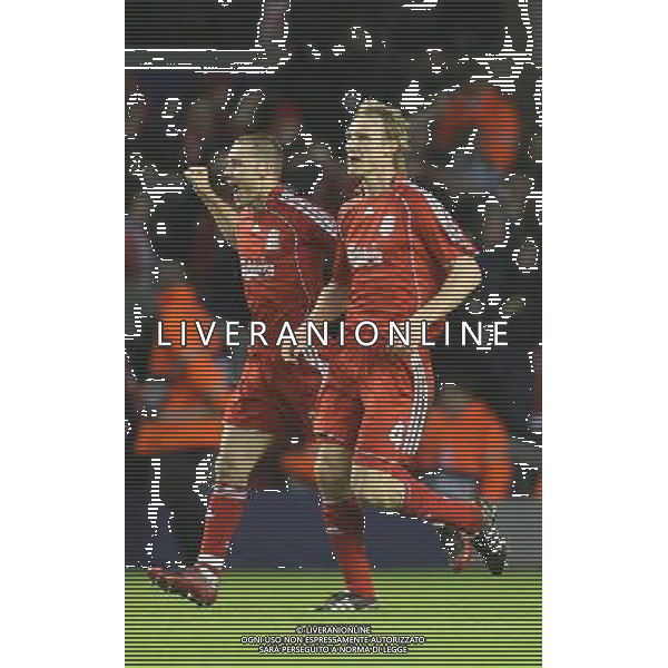 Fabio Aurelio of Liverpool celebrates with Sami Hyypia of Liverpool after he scores the equalising gol 1-1,Liverpool v Arsenal, UEFA Champions League, Quarter Final, L2, Anfield, Liverpool, Date 08/04/2008 Picture by Marc Atkins(IPS PHOTO AGENCY)/Ag. Aldo Liverani sas - ONLY ITALY -