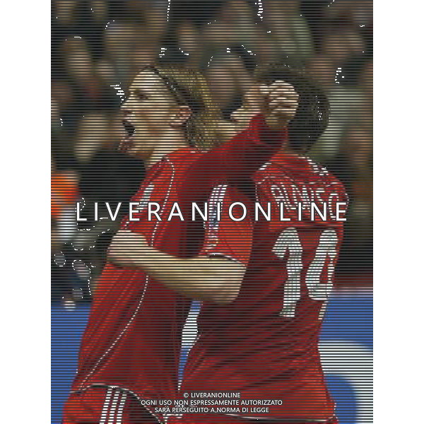 Fernando Torres of Liverpool celebrates scoring the 2nd goal with Xabi Alonso of Liverpool,Liverpool v Arsenal, UEFA Champions League, Quarter Final, L2, Anfield, Liverpool, Date 08/04/2008 Picture by Marc Atkins(IPS PHOTO AGENCY)/Ag. Aldo Liverani Sas - ONLY ITALY -