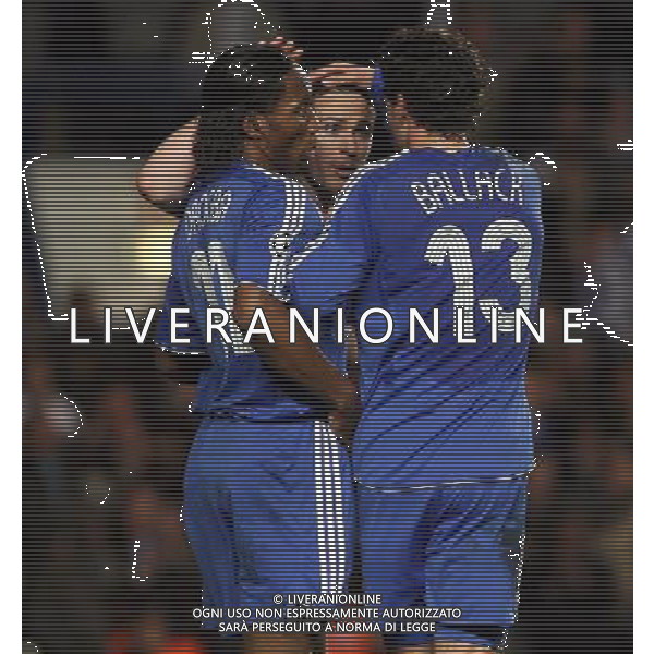Frank Lampard of Chelsea celebrates after scoring for his team in Chelsea vs Fenerbahce as Champions League QOF 2nd Leg at Stamford Bridge in London (UK) on 08/04/2008 Picture By Marcello Pozzetti©IPS - Photo Agency/Ag. Aldo Liverani sas - ONLY ITALY -