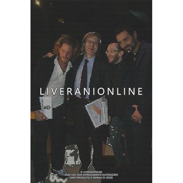 LAPO ELKANN -- VITTORIO SGARBI FABIO NOVEMBRE -- BEPPE FINESSI MILANO 10-04-08 - ROTONDA DELLA BESANA cs PRESENTAZIONE MOSTRA\' INSEGNA ANCHE A ME LA LIBERTA\' DELLE RONDINI\' DI FABIO NOVEMBRE FOTO ANTONIO SORANO /AG ALDO LIVERANI