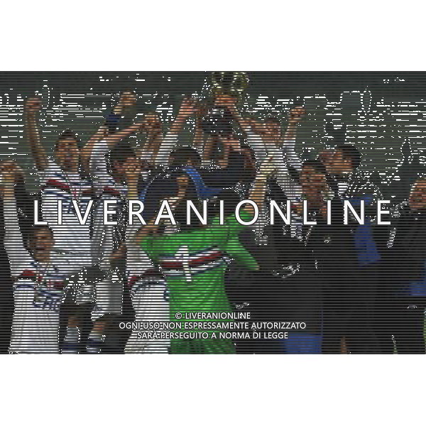Atalanta - Sampdoria Finale Ritorno Coppa Italia Primavera Tim Cup 10/04/2008 nella foto esultanza festeggiamenti dei giocatori della Sampdoria vincitori della Coppa Agenzia Aldo Liverani sas