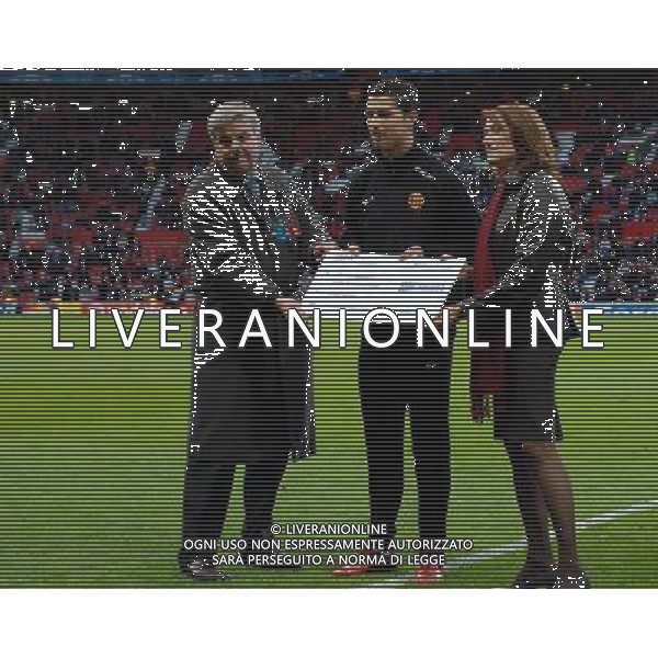 Champions League 2007/2008 Quarti di Finale Ritorno Manchester - 09.04.2008 Manchester United-Roma Nella Foto:PREMIO CROCE ROSSA PER RONALDO CRISTIANO /Ph.Vitez-Ag. Aldo Liverani