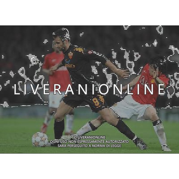Champions League 2007/2008 Quarti di Finale Ritorno Manchester - 09.04.2008 Manchester United-Roma Nella Foto:VUCINIC MIRKO-PARK JI-SUNG /Ph.Vitez-Ag. Aldo Liverani