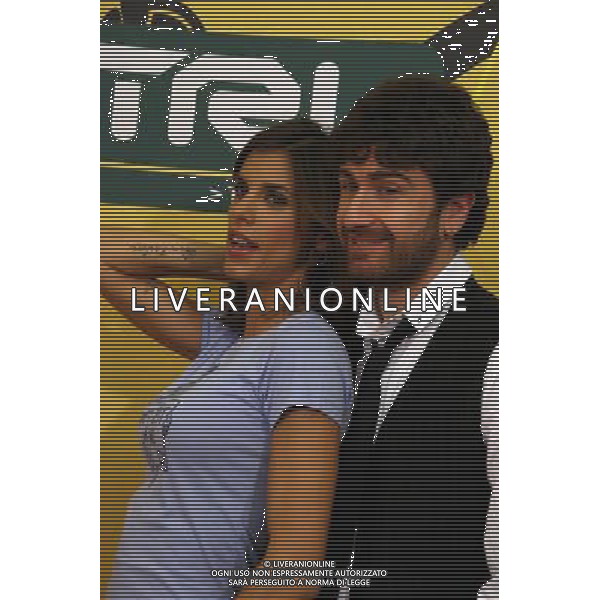 ELISABETTA CANALIS - ALESSANDRO SIANI MILANO 11-04-08 A TRL LIVE@MTV PER LA PRESENTAZIONE DEL LORO FILM: \' LA SECONDA VOLTA NON SI SCORDA MAI\' FOTO ANTONIO SORANO/AG ALDO LIVERANI sas
