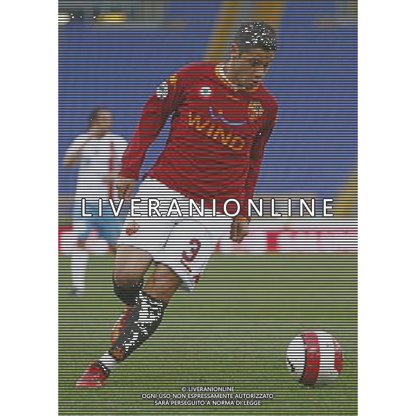 Roma - Stadio Olimpico - 16 / 04 / 2008 - TIM CUP 2007/2008 - Semifinale andata - Roma Vs Catania (1-0) - nella foto: Cicero Joao De Cezare \'CICINHO\' ph Corradetti / ag. Aldo Liverani