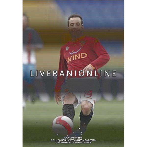 Roma - Stadio Olimpico - 16 / 04 / 2008 - TIM CUP 2007/2008 - Semifinale andata - Roma Vs Catania (1-0) - nella foto: Ludovic GIULY ph Corradetti / ag. Aldo Liverani