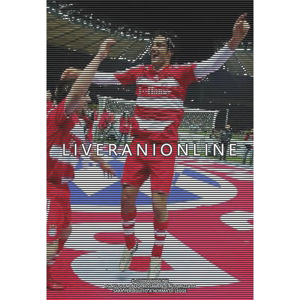 BVB BORUSSIA DORTMUND - BAYERN MUNCHEN 1:2 n.V. COPPA DI GERMANIA DFB Pokalfinale Finale der HERREN: 19.04.2008 Saison 2007/2008 FC Bayern MŸnchen gewinnt den DFB Pokal Schlu§jubel bei Luca Toni, Franck Ribery copyright by: firo sportphoto /AG. ALDO LIVERANI SAS - ONLY ITALY - EDITORIAL USE ONLY -