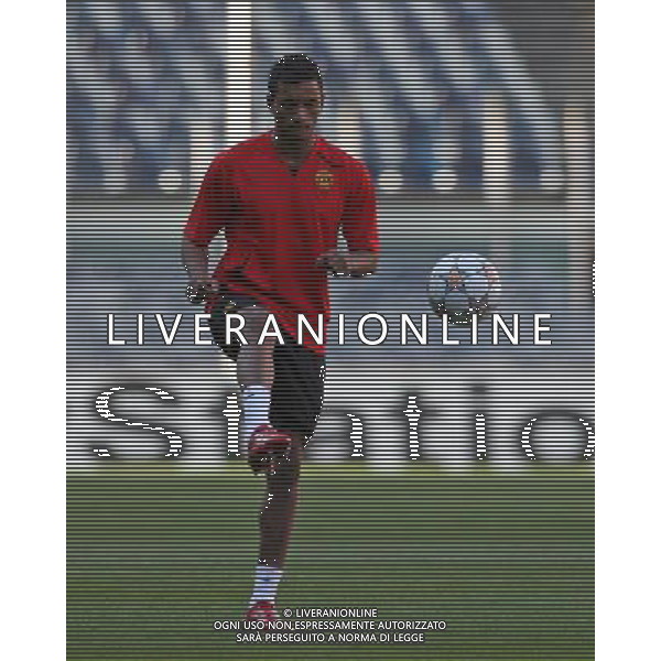 Nani of Manchester United during training, Manchester United Training session the day before match between , Barcelona v Manchester United, UEFA Champions League, Semi Final, First Leg, Camp Nou, Barcelona, Date 220408, Picture by Ian Kington mobile 07884001265, (IPS PHOTO AGENCY) AGENZIA ALDO LIVERANI SAS - ONLY ITALY - EDITORIAL USE ONLY 