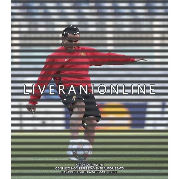 Carlos Tevez of Manchester United during training, Manchester United Training session the day before match between , Barcelona v Manchester United, UEFA Champions League, Semi Final, First Leg, Camp Nou, Barcelona, Date 220408, Picture by Ian Kington mobile 07884001265, (IPS PHOTO AGENCY) AGENZIA ALDO LIVERANI SAS - ONLY ITALY - EDITORIAL USE ONLY 