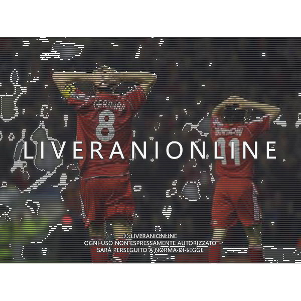 Dejection Liverpool\'s Steven Gerrard (captain) and Liverpool\'s Yossi Benayoun in Liverpool v Chelsea FC : Champions League Semifinal First Leg at Anfield in Liverpool (UK) on 22/04/2008 Picture By Marcello Pozzetti ©IPS - Photo Agency :21 Delisle Road London SE28 0JD mobile: 07973 308 835 AGENZIA ALDO LIVERANI SAS - ONLY ITALY - EDITORIAL USE ONLY