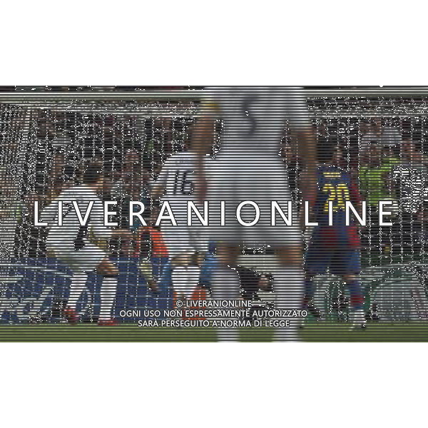 Cristiano Ronaldo of Manchester United misses this penalty chance , Barcellona - Manchester United, UEFA Champions League, Semi Finale andata , First Leg, Camp Nou, Barcelona, Date 23/04/2008 Picture by Ian Kington (IPS PHOTO AGENCY)/Ag. Aldo Liverani sas - ONLY ITALY - EDITORIAL USE ONLY -