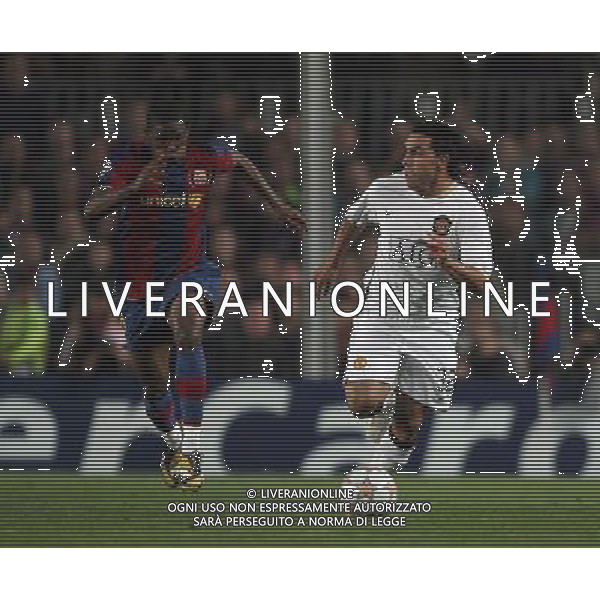 Carlos Tevez of Manchester United is chased by Barcelona\'s Samuel Eto\'o, Barcellona - Manchester United, UEFA Champions League, Semi Finale andata , First Leg, Camp Nou, Barcelona, Date 23/04/2008 Picture by Ian Kington (IPS PHOTO AGENCY)/Ag. Aldo Liverani sas - ONLY ITALY - EDITORIAL USE ONLY -