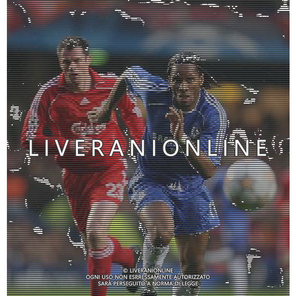 Didier Drogba of Chelseaand Liverpool\'s Jamie Carragher (vice-captain) Chelsea - Liverpool Champions League, SemiFinale, Second Leg, (First Leg 1-1), Stamford Bridge, London, Date 30/04/2008 Picture by Marcello Pozzetti (IPS PHOTO AGENCY)/Ag. Aldo Liverani sas -ONLY ITALY - EDITORIAL USE ONLY - 