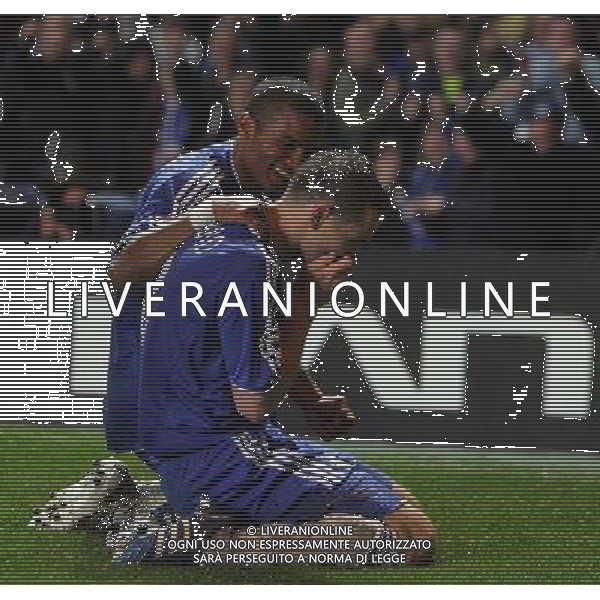 esultanza - Frank Lampard of Chelsea scores and celebrates his gol Chelsea - Liverpool Champions League, SemiFinale, Second Leg, (First Leg 1-1), Stamford Bridge, London, Date 30/04/2008 Picture by Ian Kington (IPS PHOTO AGENCY)/Ag. Aldo Liverani sas -ONLY ITALY - EDITORIAL USE ONLY - 