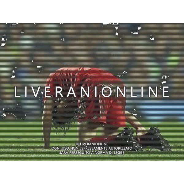 pain and dejection for Liverpool\'s Yossi Benayoun - delusione Chelsea - Liverpool, Champions League, SemiFinale, Second Leg, (First Leg 1-1), Stamford Bridge, London, Date 30/04/2008 Picture by Marcello Pozzetti (IPS PHOTO AGENCY)/Ag. Aldo Liverani -ONLY ITALY - EDITORIAL USE ONLY - 