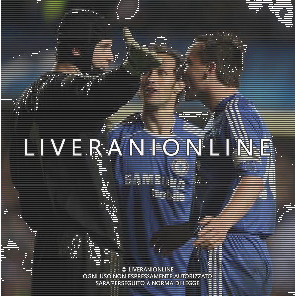 John Terry, the Captain of Chelsea, with Petr Cech of Chelsea and Ricardo Carvalho of Chelsea talk together after win - esultanza Chelsea - Liverpool, Champions League, SemiFinale, Second Leg, (First Leg 1-1), Stamford Bridge, London, Date 30/04/2008 Picture by Marcello Pozzetti (IPS PHOTO AGENCY)/Ag. Aldo Liverani -ONLY ITALY - EDITORIAL USE ONLY - 