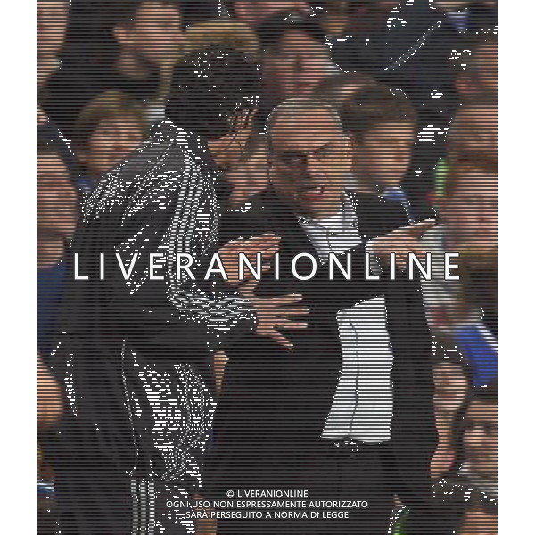 Avram Grant , Chelsea\' manager argues with The Fourth Official Andrea De Marco from Italy Chelsea - Liverpool, Champions League, SemiFinale, Second Leg, (First Leg 1-1), Stamford Bridge, London, Date 30/04/2008 Picture by Marcello Pozzetti (IPS PHOTO AGENCY)/Ag. Aldo Liverani -ONLY ITALY - EDITORIAL USE ONLY - 