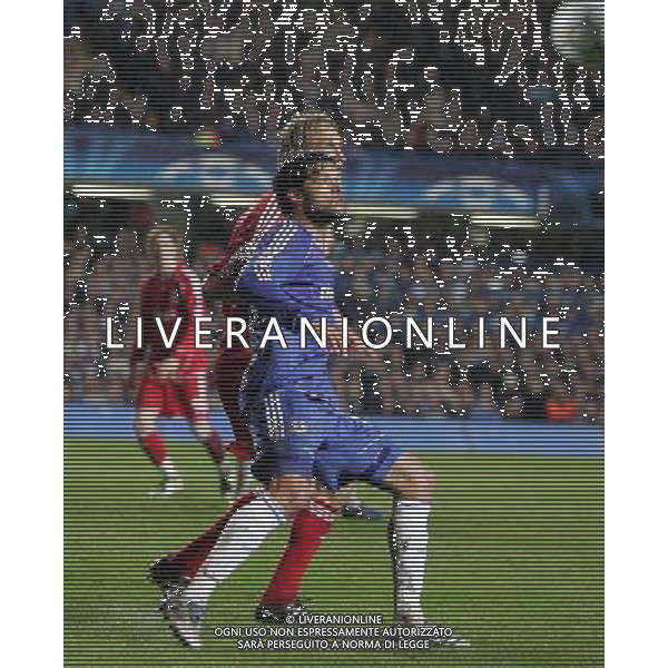 Liverpool\'s Sami Hyypia with Michael Ballack of Chelsea Chelsea - Liverpool, Champions League, SemiFinale, Second Leg, (First Leg 1-1), Stamford Bridge, London, Date 30/04/2008 Picture by Marcello Pozzetti (IPS PHOTO AGENCY)/Ag. Aldo Liverani -ONLY ITALY - EDITORIAL USE ONLY - 