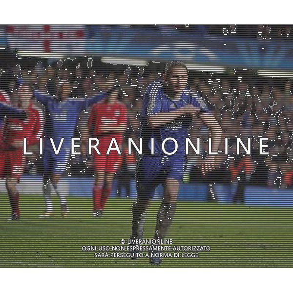 Celebration for Frank Lampard of Chelsea affter his penalty kic - esultanza dopo rigore Chelsea - Liverpool, Champions League, SemiFinale, Second Leg, (First Leg 1-1), Stamford Bridge, London, Date 30/04/2008 Picture by Marcello Pozzetti (IPS PHOTO AGENCY)/Ag. Aldo Liverani -ONLY ITALY - EDITORIAL USE ONLY - 