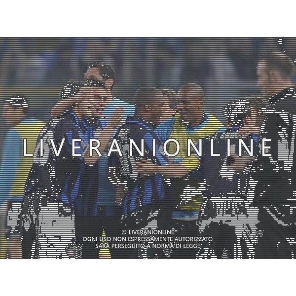 Roma - Stadio Olimpico - 07 / 05 / 2008 - TIM CUP 2007/2008 - semifinale di ritorno - Lazio Vs Inter (0-0) - nella foto: Vitor Hugo Gomes Passos PELE\' esulta con i compagni dopo il gol ph Corradetti / ag. Aldo Liverani