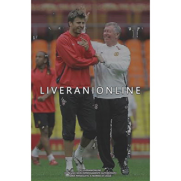 stadio Luzhniki Mosca (RUS) 20-05-2008 allenamento Manchester United nella foto alex ferguson e piqueet ph marco luzzani/ag aldo liverani s.a.s.