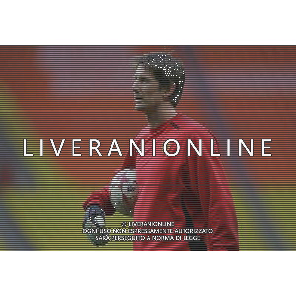 stadio Luzhniki Mosca (RUS) 20-05-2008 allenamento Manchester United nella foto edwin ven der saar ph marco luzzani/ag aldo liverani s.a.s.