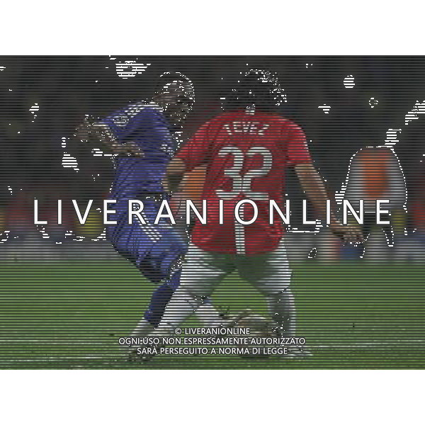 Manchester United - Chelsea Finale Champions League Mosca 21/05/2008 nella foto essien e carlos tevez ph Luzzani/Ag. Aldo Liverani Sas