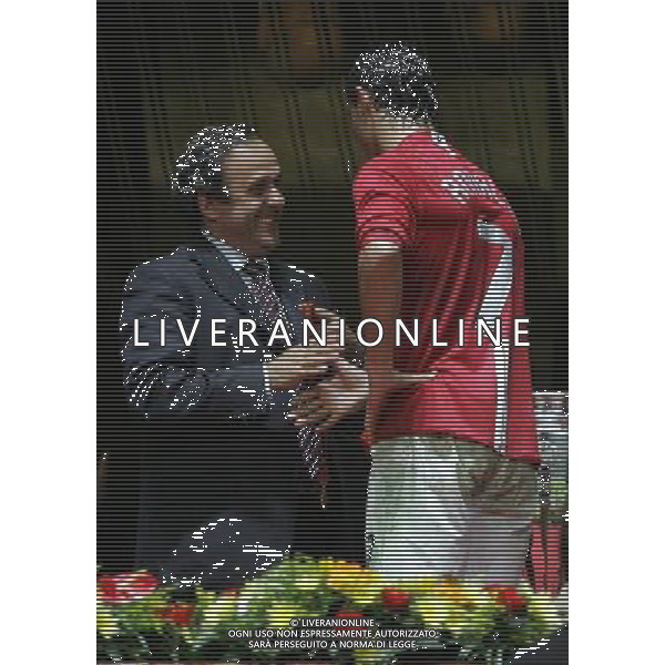 Manchester United - Chelsea Finale Champions League Mosca 21/05/2008 nella foto michel platini durante la premiazione di cristiano ronaldo ph Luzzani/Ag. Aldo Liverani Sas