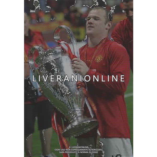 Manchester United - Chelsea Finale Champions League Mosca 21/05/2008 nella foto esultanza dei giocatori del manchester che festeggiano la vittoria - wayne rooney con la coppa ph Luzzani/Ag. Aldo Liverani Sas