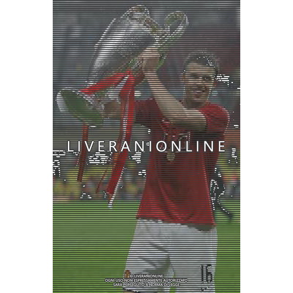Manchester United - Chelsea Finale Champions League Mosca 21/05/2008 nella foto esultanza dei giocatori del manchester che festeggiano la vittoria - carrick con la coppa ph Luzzani/Ag. Aldo Liverani Sas