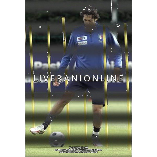 Raduno della Nazionale Italiana di calcio a Coverciano 25/05/2008 nella foto Luca Toni durante il primo giorno di allenamento ph Bucco/Ag. Aldo Liverani sas