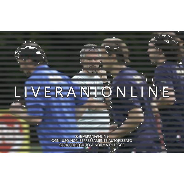 Raduno della Nazionale Italiana di Calcio a Coverciano 25/05/2008 nella foto roberto Donadoni durante il primo giorno di allenamento ph bucco/Ag. Aldo Liverani Sas