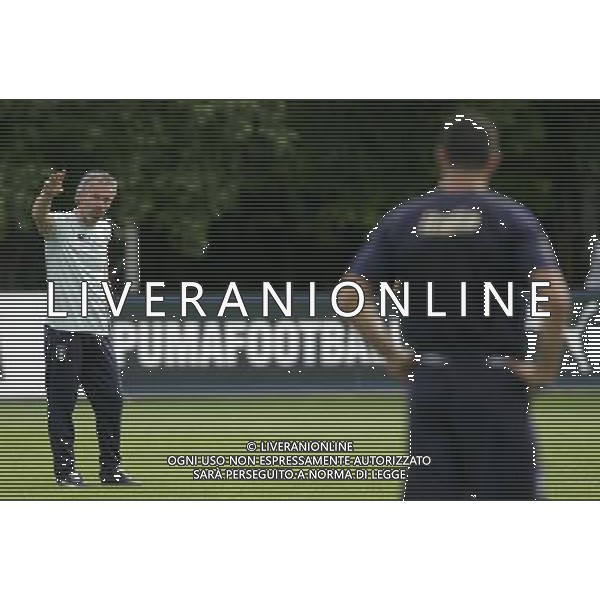 Raduno della Nazionale Italiana di Calcio a Coverciano 25/05/2008 nella foto roberto Donadoni durante il primo giorno di allenamento ph bucco/Ag. Aldo Liverani Sas